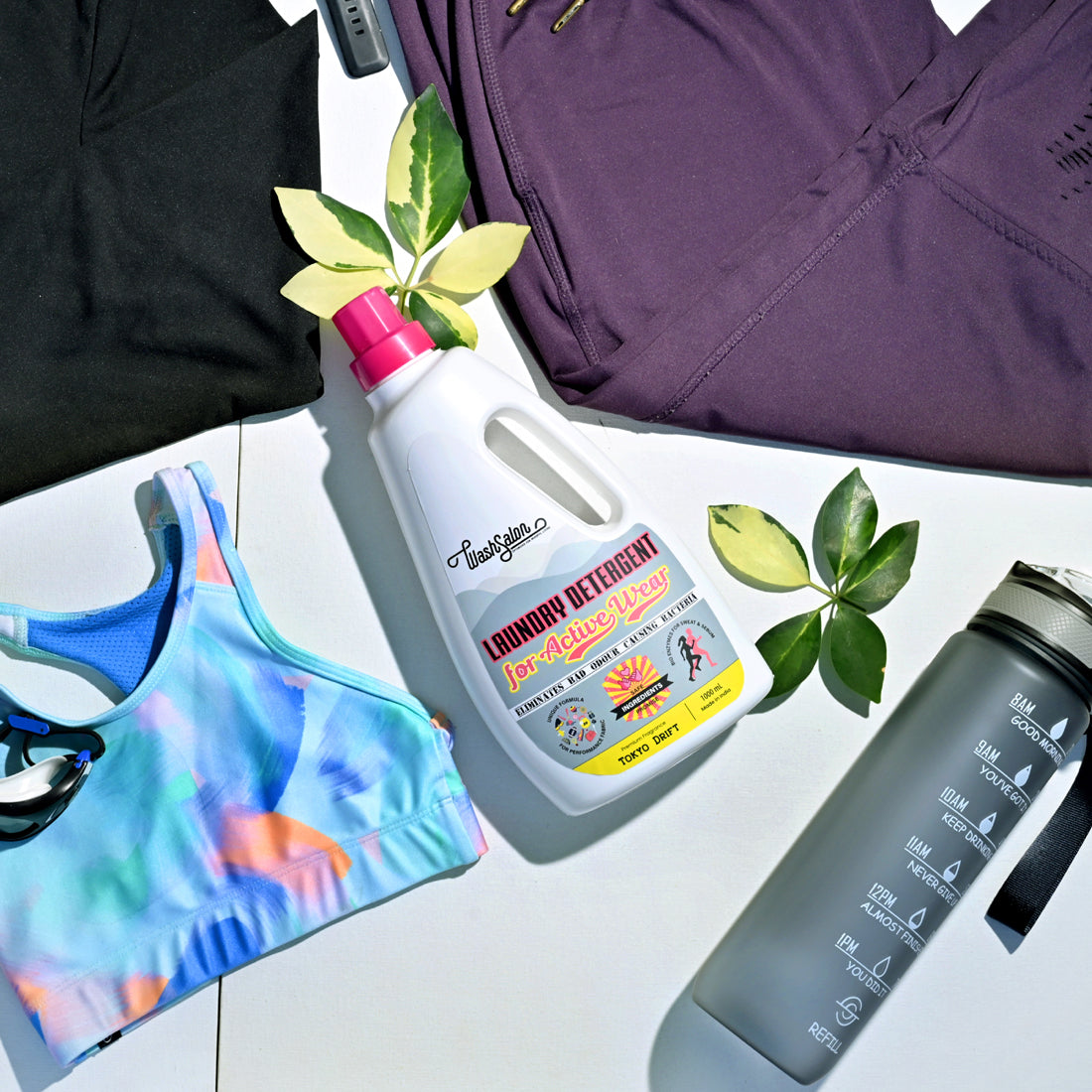 WashSalon Activewear Detergent made with natural ingredients, safe for delicate fabrics like lingerie, wrinkle-free, sweat-wicking, and odor-locking clothes – gentle and eco-friendly formula
